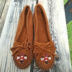 Minnetonka ThunderBird Moccasins